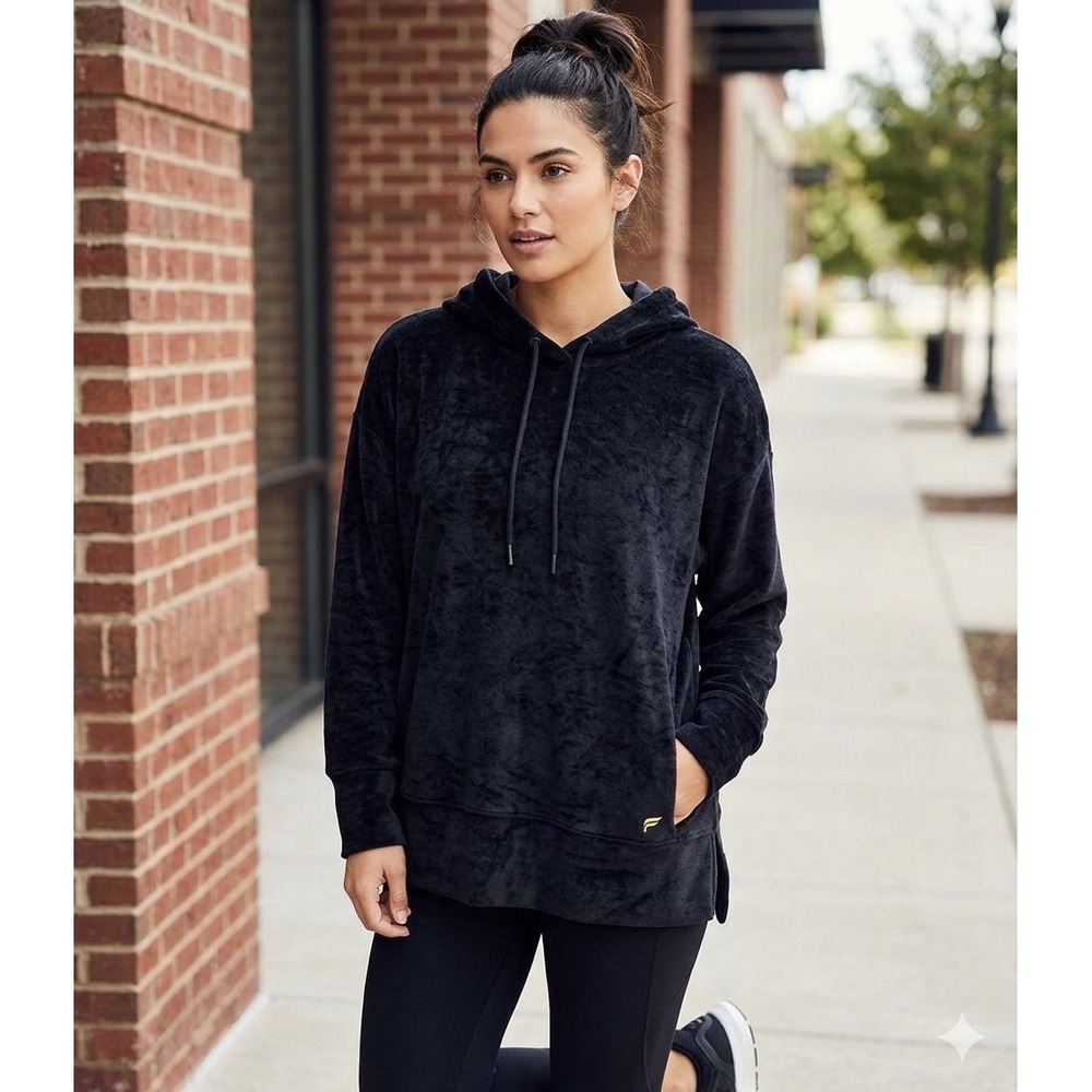 Fabletics Hoodie Black Fleece Plush Relaxed Pullover Women Medium